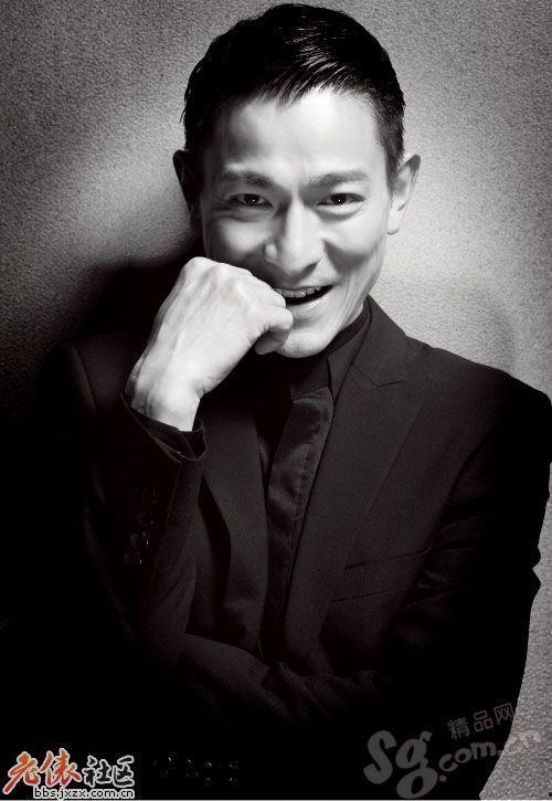 刘德华  图片,光影交织的传奇人生